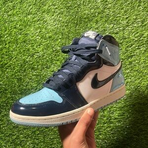 Jordan 1 Retro High
UNC Patent ‘Blue Chill’ - Size US 10